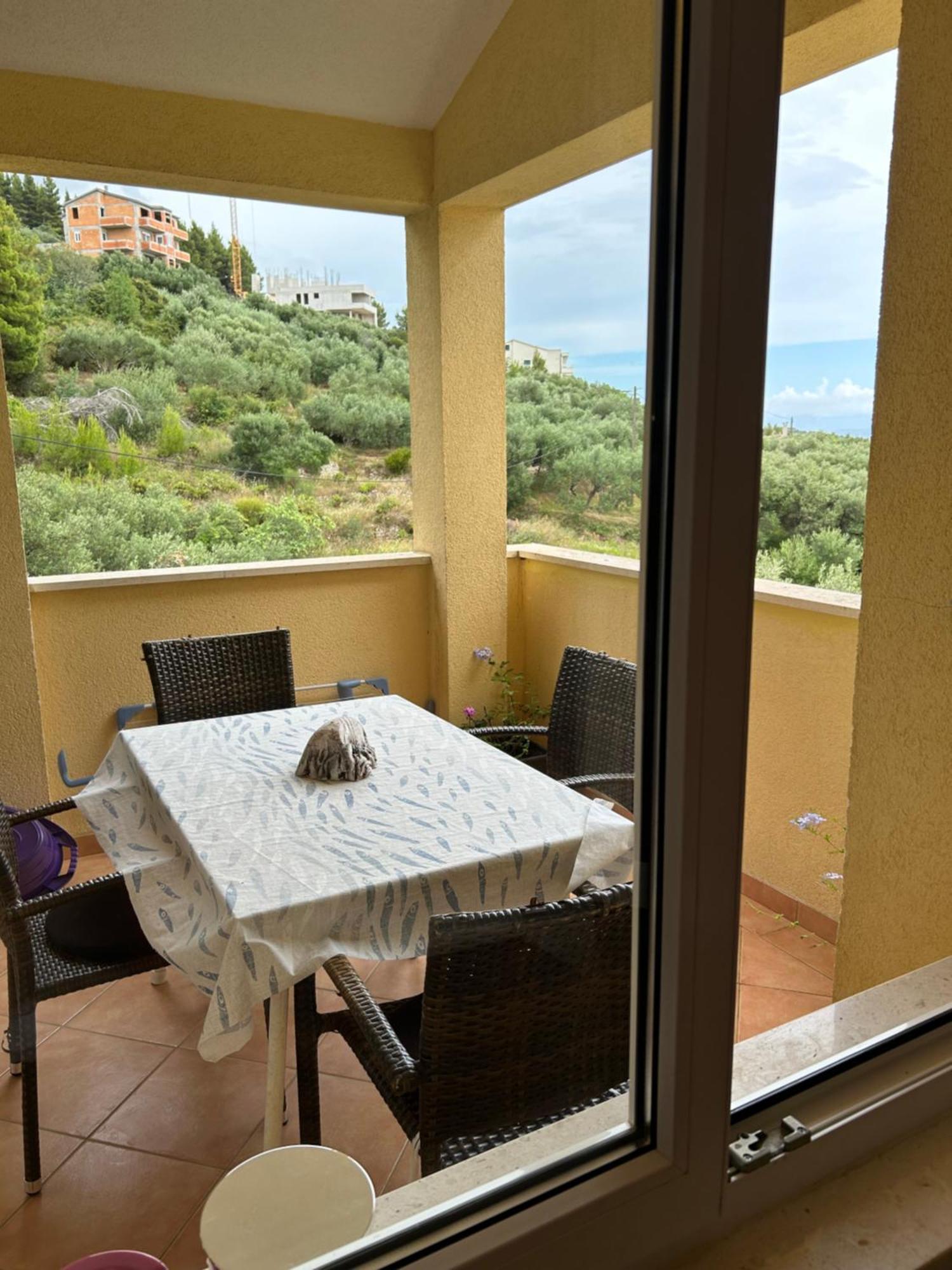 Apartment Mileta Makarska Exteriör bild